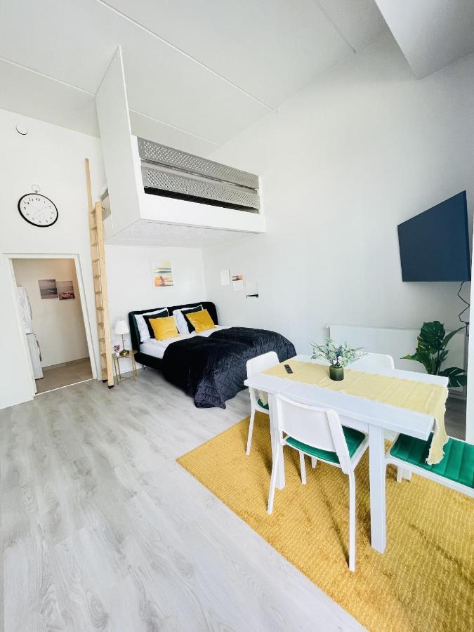 Aday - Harbor Groundfloor Own Entrance - Studio Олбор Екстериор снимка